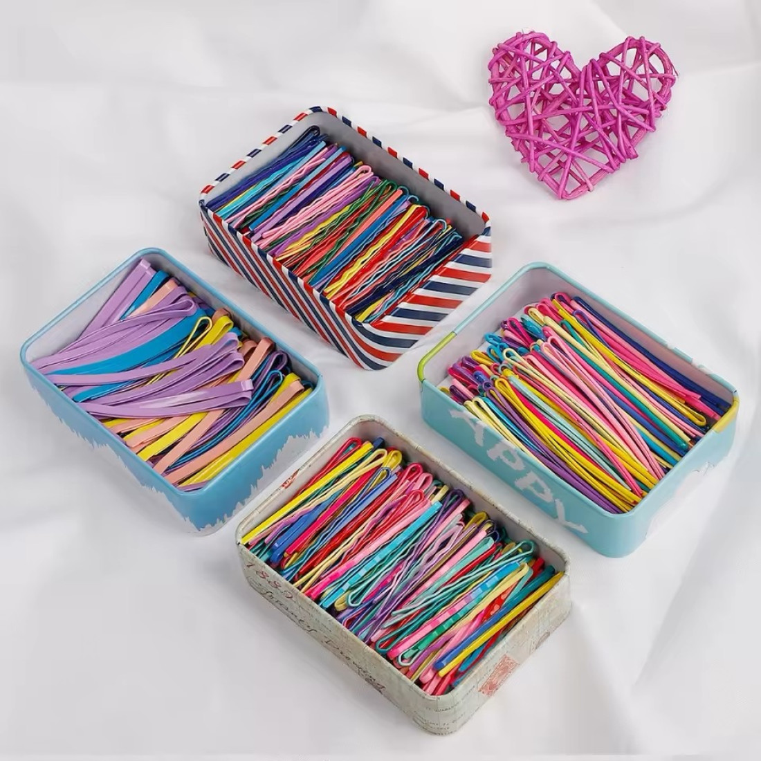 100 Pcs Black Hair Clip With Cute Box