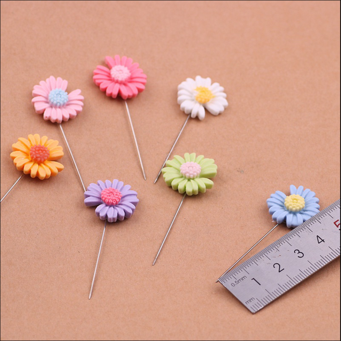 15 Pcs Daisy Hizab Brooch